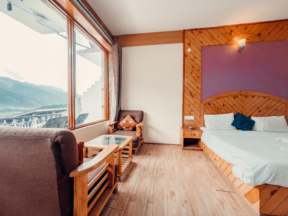 Cafe Monkbase- Food And Stay Manāli Esterno foto
