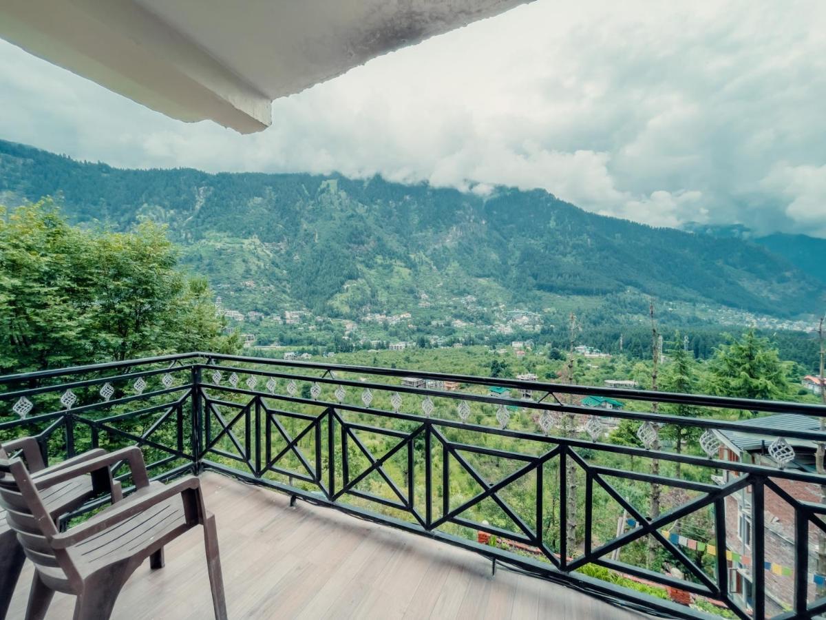 Cafe Monkbase- Food And Stay Manāli Esterno foto